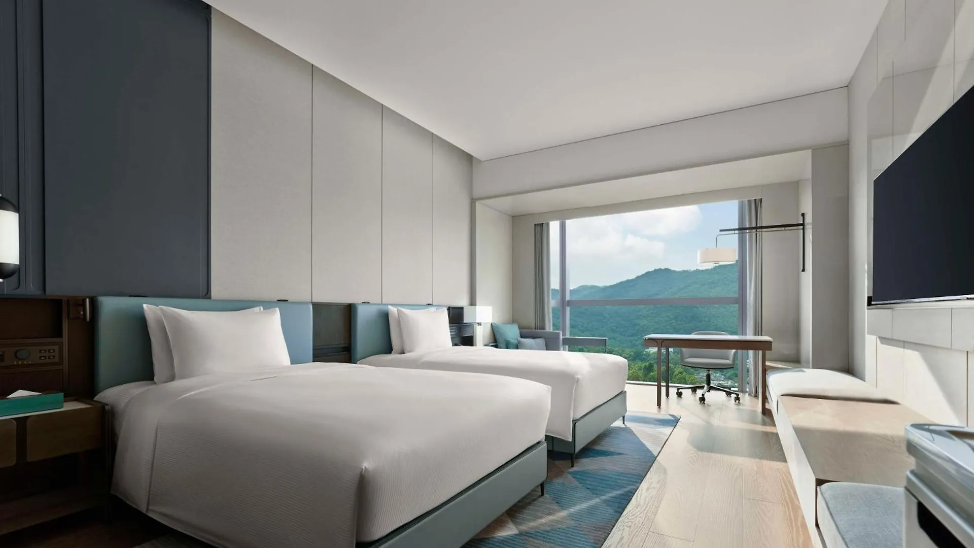 Hilton Zhuhai 5*,  Çin
